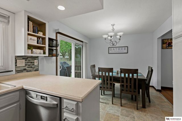 3300 N 71st Street, Lincoln, NE 68507