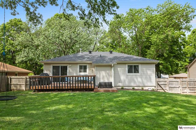 3300 N 71st Street, Lincoln, NE 68507