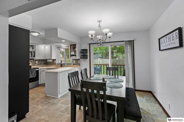 3300 N 71st Street, Lincoln, NE 68507