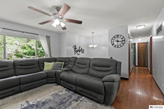3300 N 71st Street, Lincoln, NE 68507