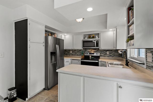 3300 N 71st Street, Lincoln, NE 68507