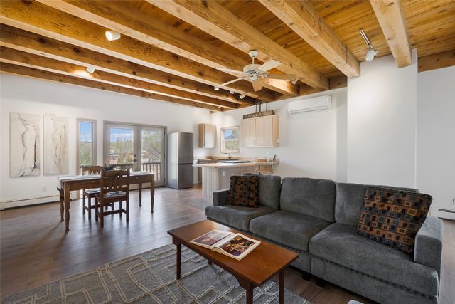 637 Alto Street A, Santa Fe, NM 87501