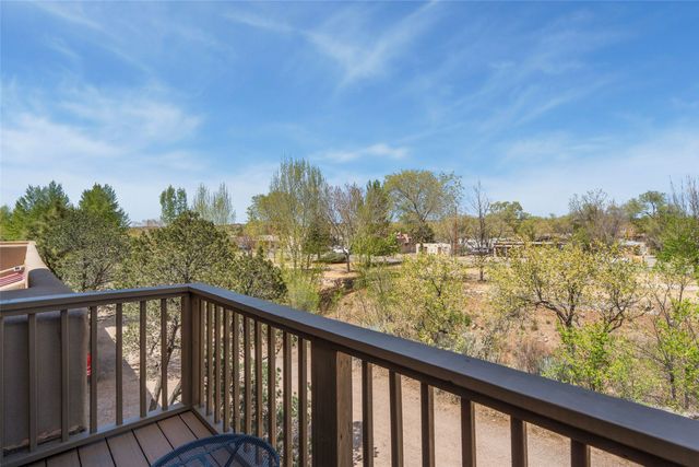 637 Alto Street A, Santa Fe, NM 87501