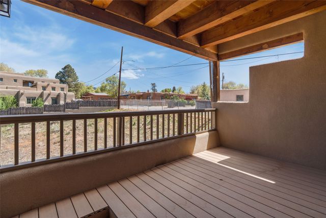 637 Alto Street A, Santa Fe, NM 87501