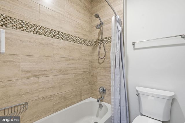 4517 FAIRFIELD DR, Bethesda, MD 20814