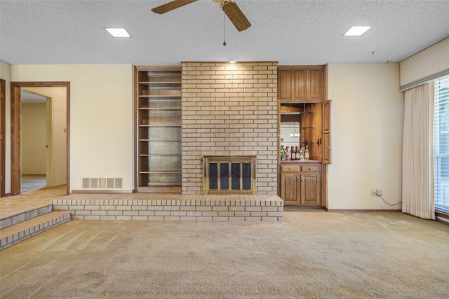 3705 Waycross Court, Arlington, TX 76016