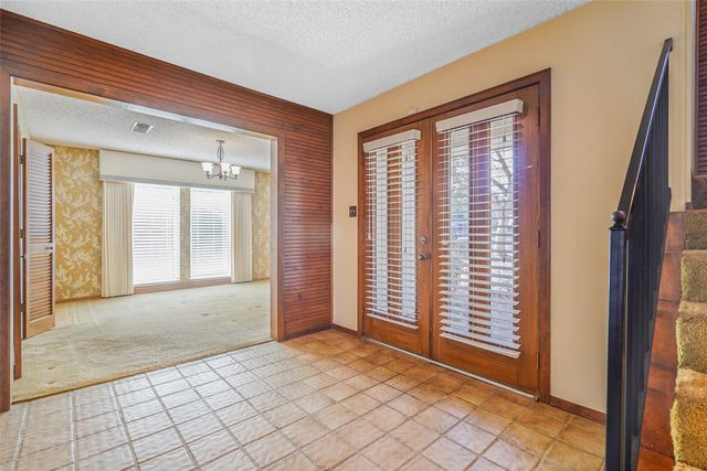 3705 Waycross Court, Arlington, TX 76016