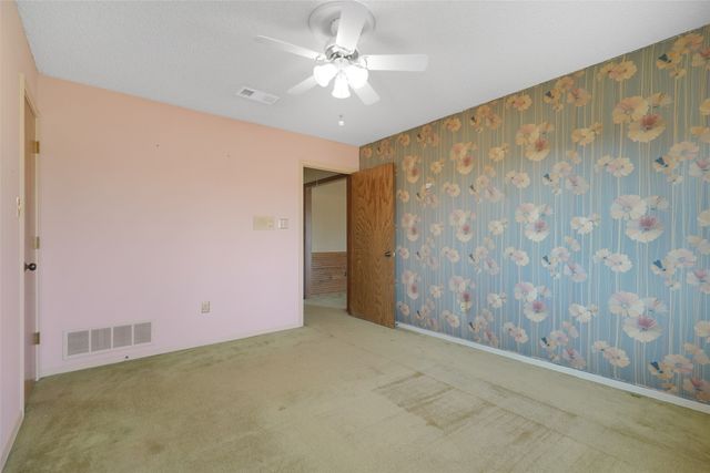 3705 Waycross Court, Arlington, TX 76016