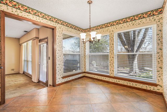 3705 Waycross Court, Arlington, TX 76016