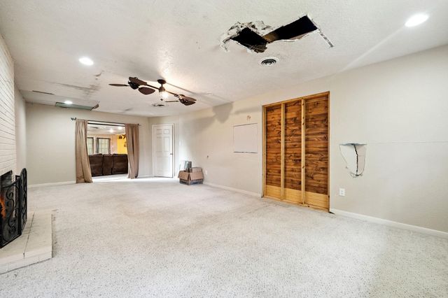 211 Rue Orleans Street, Baytown, TX 77520