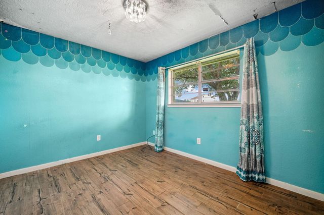 211 Rue Orleans Street, Baytown, TX 77520