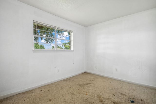 211 Rue Orleans Street, Baytown, TX 77520