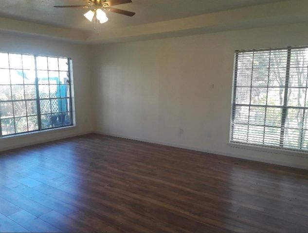 83 Estelle Circle, Montgomery, TX 77356