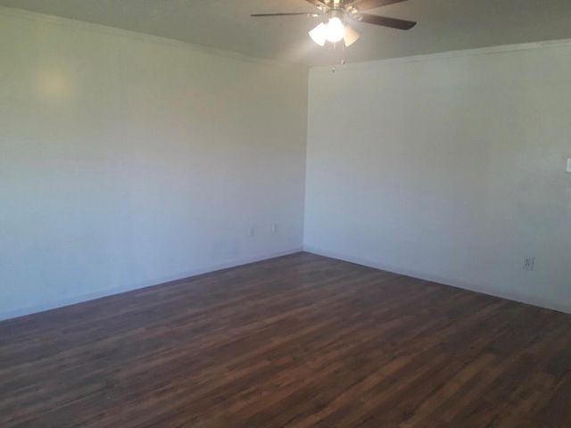 83 Estelle Circle, Montgomery, TX 77356