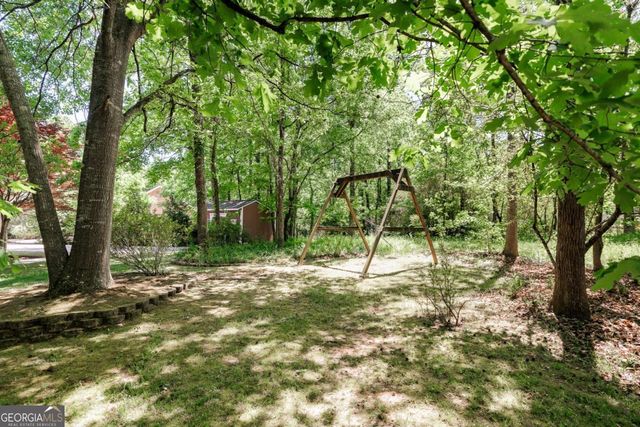 102 Buckeye Branch, Athens, GA 30605