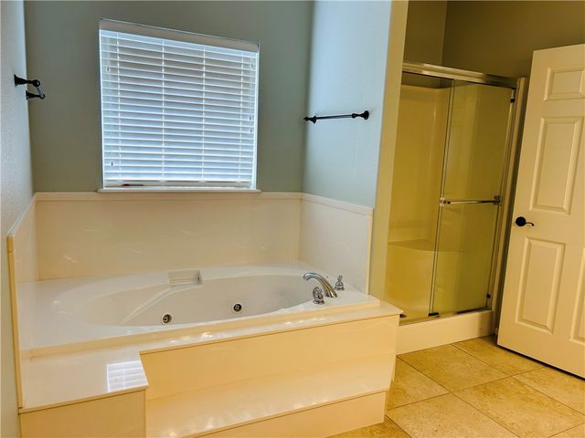 15 Mills Drive, Bella Vista, AR 72714