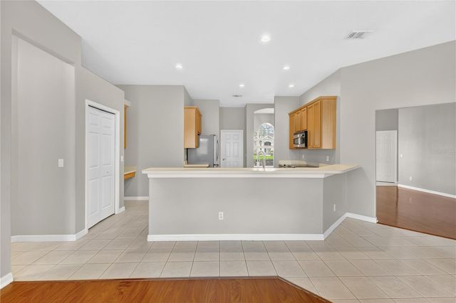 4208 BELL TOWER COURT, Belle Isle, FL 32812