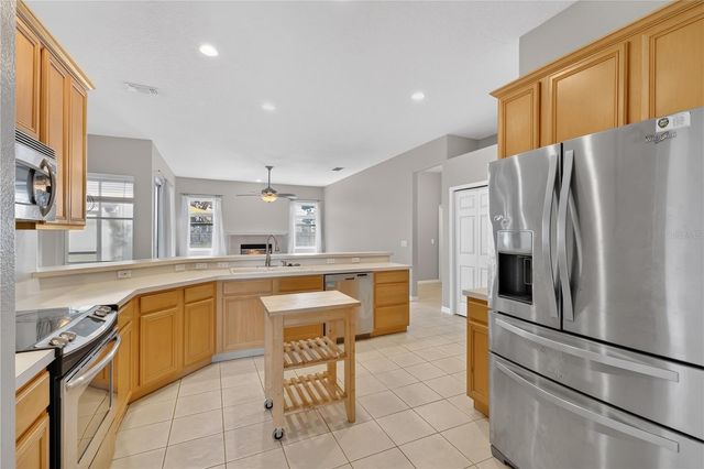 4208 BELL TOWER COURT, Belle Isle, FL 32812