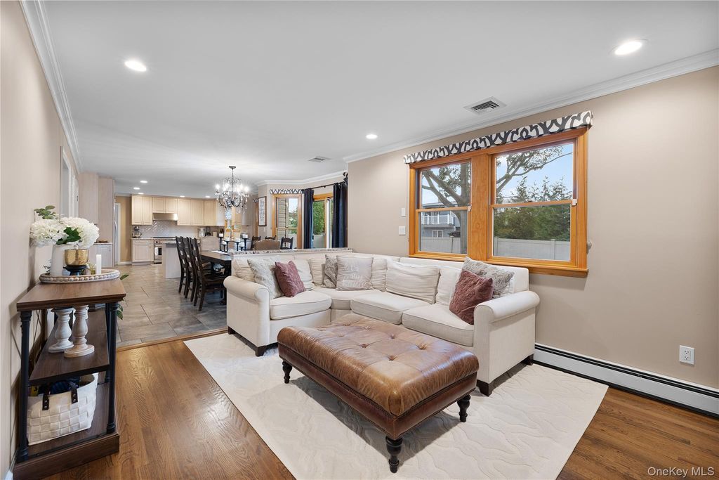 24 South Plaza, Amity Harbor, NY 11701 — photo 5