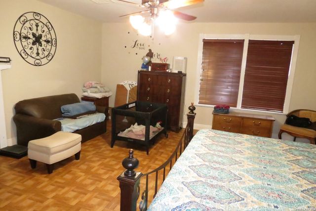 2126 CHURCH RD, Seguin, TX 78155