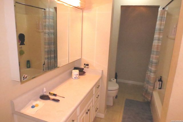 2126 CHURCH RD, Seguin, TX 78155