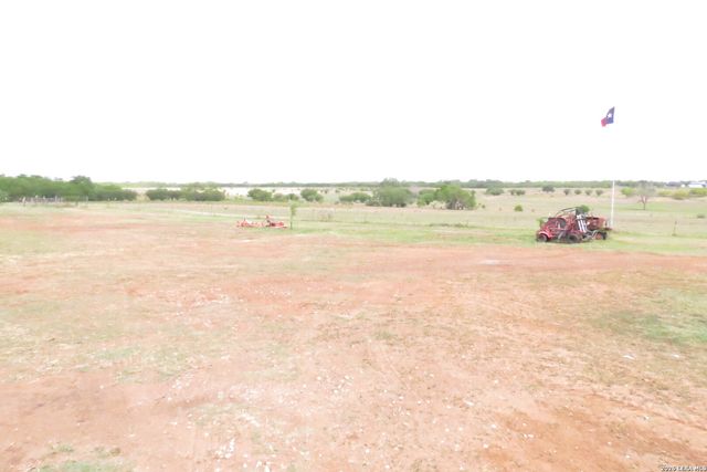 2126 CHURCH RD, Seguin, TX 78155