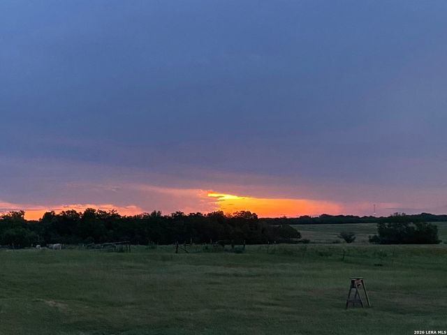2126 CHURCH RD, Seguin, TX 78155