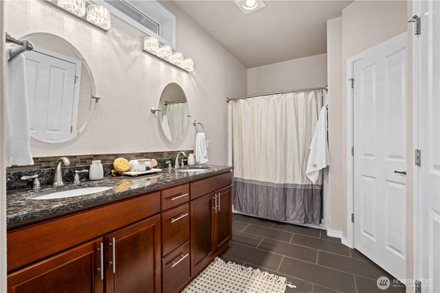 14509 Knoll Park Drive E, Bonney Lake, WA 98391