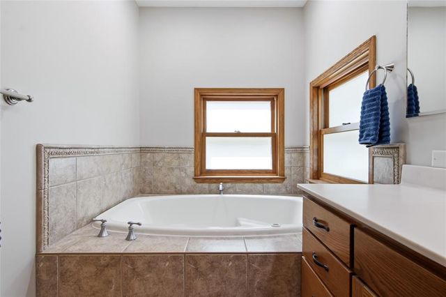 W245 Woodridge Drive, Eau Claire, WI 54701