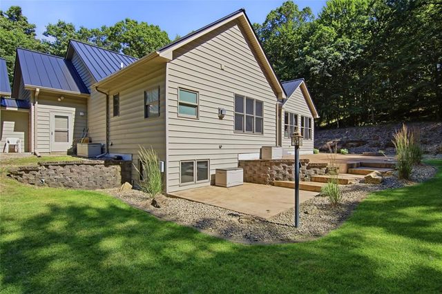 W245 Woodridge Drive, Eau Claire, WI 54701