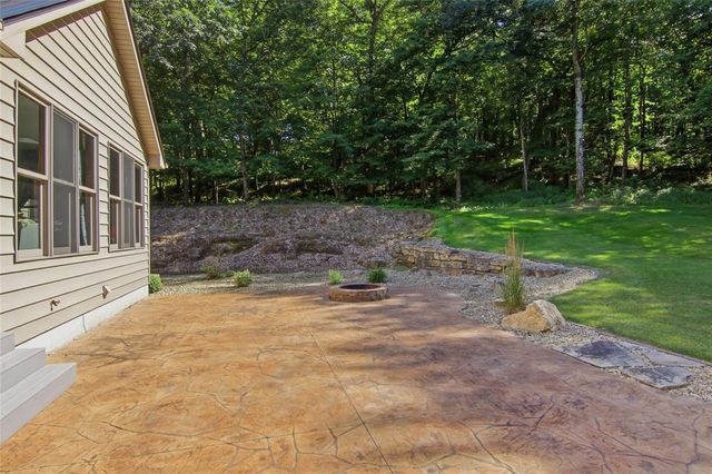 W245 Woodridge Drive, Eau Claire, WI 54701