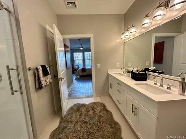 75 E Hoffman Avenue 4087, Lindenhurst, NY 11757