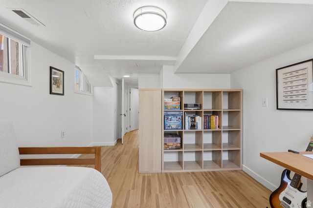 2856 S LAKEVIEW DR, Millcreek, UT 84109