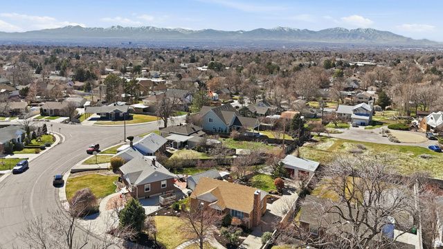 2856 S LAKEVIEW DR, Millcreek, UT 84109