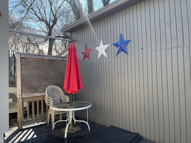 519 Crescent St, Brockton, MA 02302