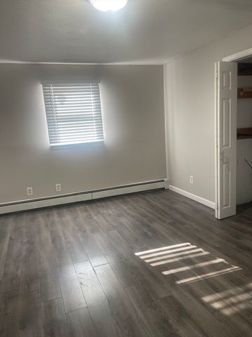 519 Crescent St, Brockton, MA 02302