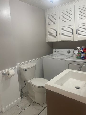 519 Crescent St, Brockton, MA 02302