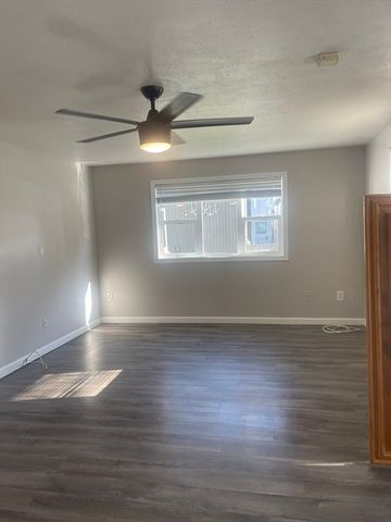 519 Crescent St, Brockton, MA 02302