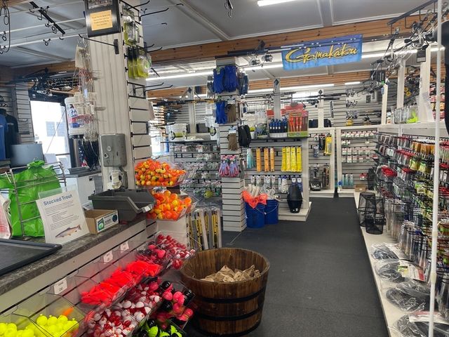 519 Crescent St, Brockton, MA 02302