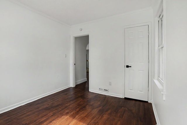 2211 N Charles Street, Saginaw, MI 48602