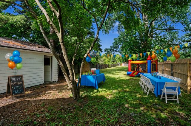 2211 N Charles Street, Saginaw, MI 48602