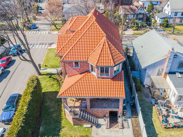 160-03 Cryders Lane, Whitestone, NY 11357