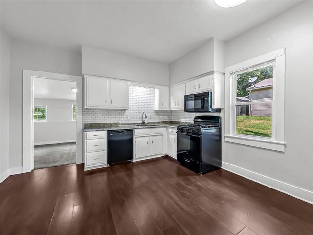 510 N Grover Street, Liberty, MO 64068