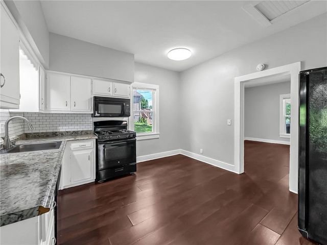 510 N Grover Street, Liberty, MO 64068