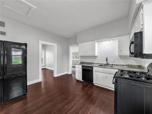 510 N Grover Street, Liberty, MO 64068