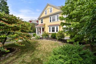 7 Pine Street 7, Belmont, MA 02478