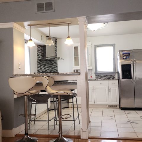 11258 S NORMANDY Avenue, Worth, IL 60482