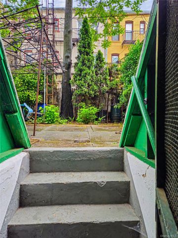 1722 Putnam Avenue, Ridgewood, NY 11385