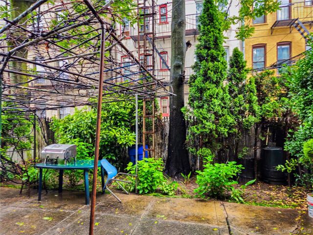 1722 Putnam Avenue, Ridgewood, NY 11385