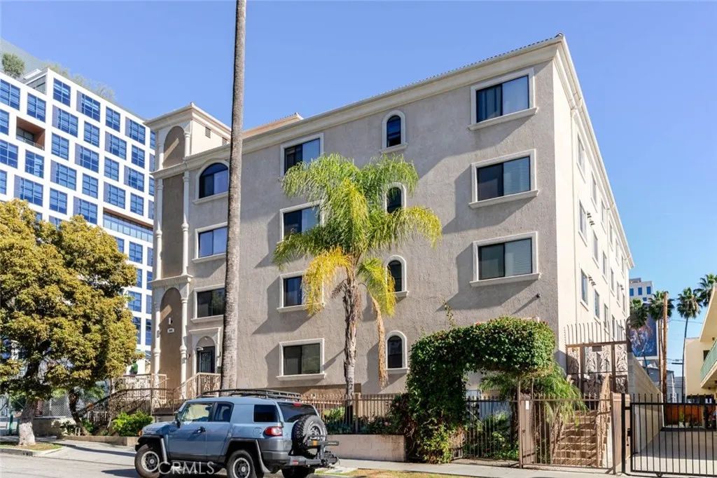1466 Tamarind Avenue 401, Los Angeles, CA 90028